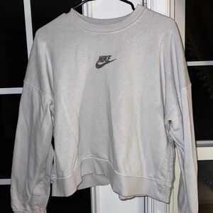 Nike Women's Light Gray Crewneck Sweatshirt